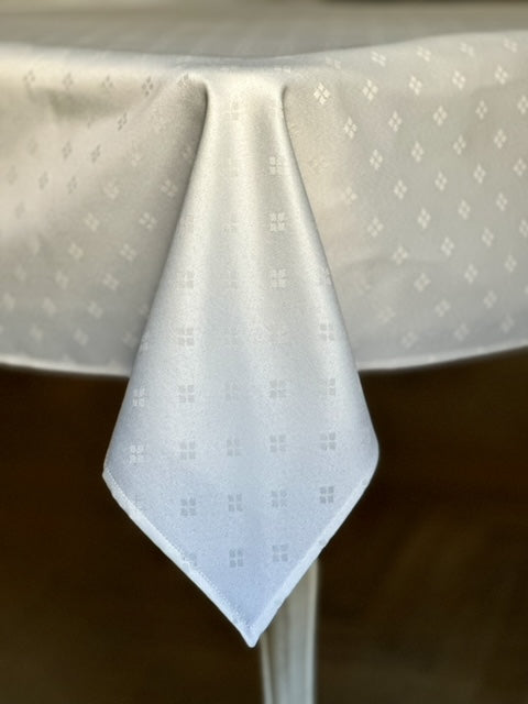 Classic white tablecloth with an ornament, Cotton-Poly mix | Classic