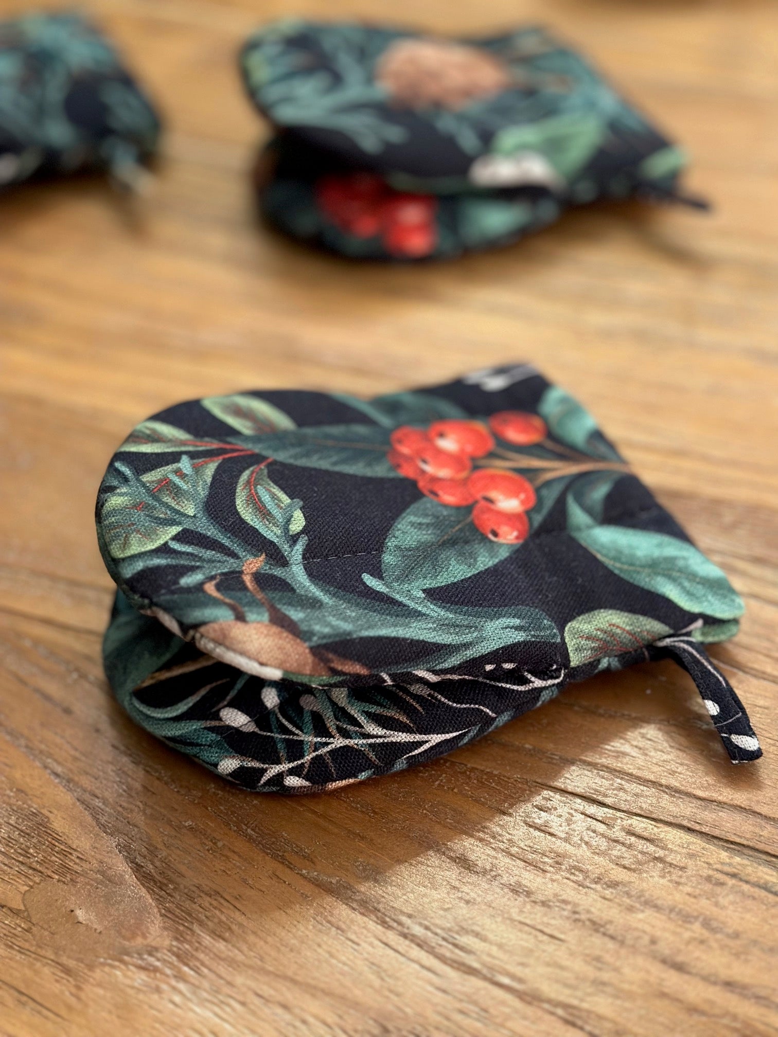 Oven Glove Small with Double Wool Filling, 100% Cotton, Printed |