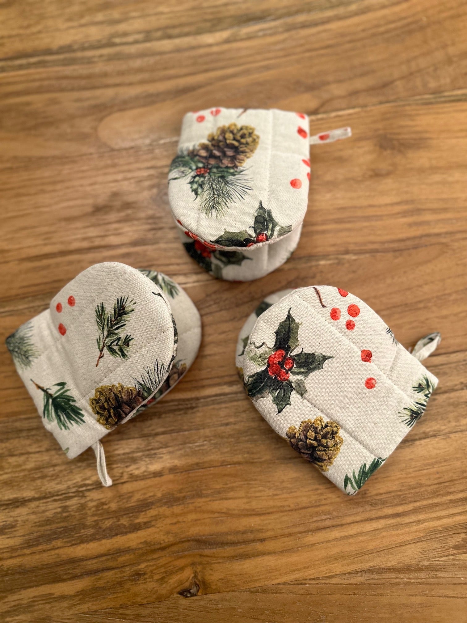 Christmas Oven Glove Small with Double Wool Filling,  Linen-Cotton