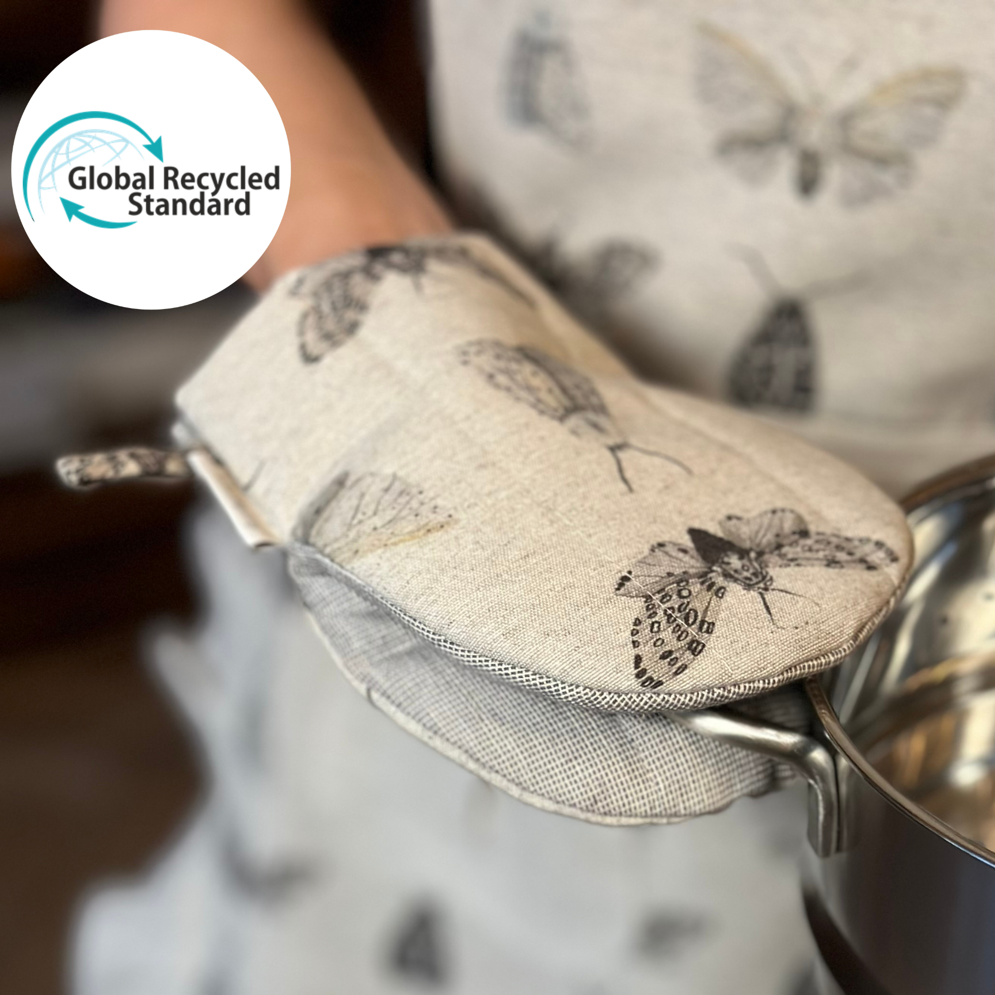 Oven Glove Small with Double Wool Filling, Recycled Cotton, Printed |