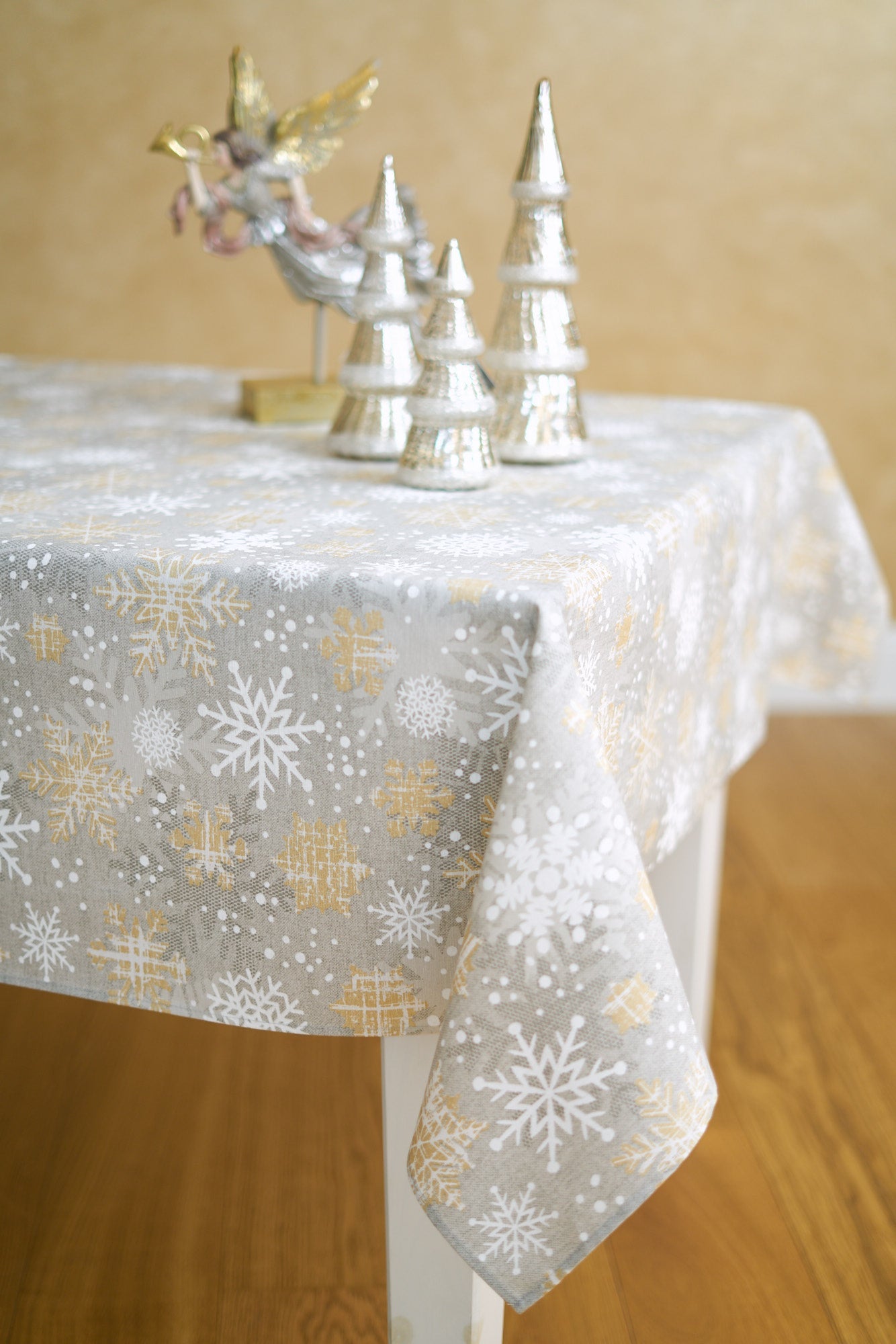 Nappe rectangulaire à motif hivernal avec imprimé flocons de neige, coton-polyester
