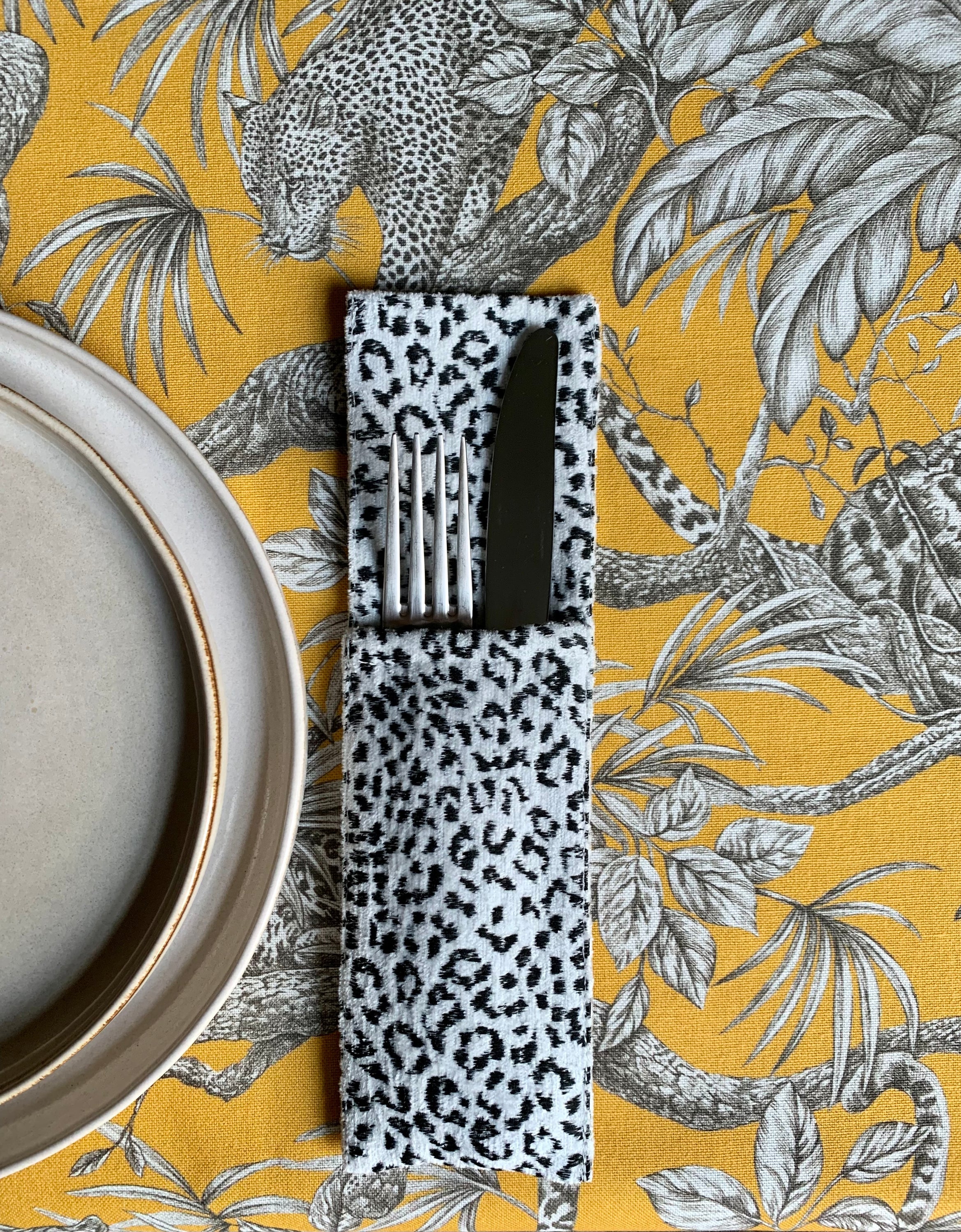 Porte-couverts 7 x 25 cm en jacquard chenille | Jungle