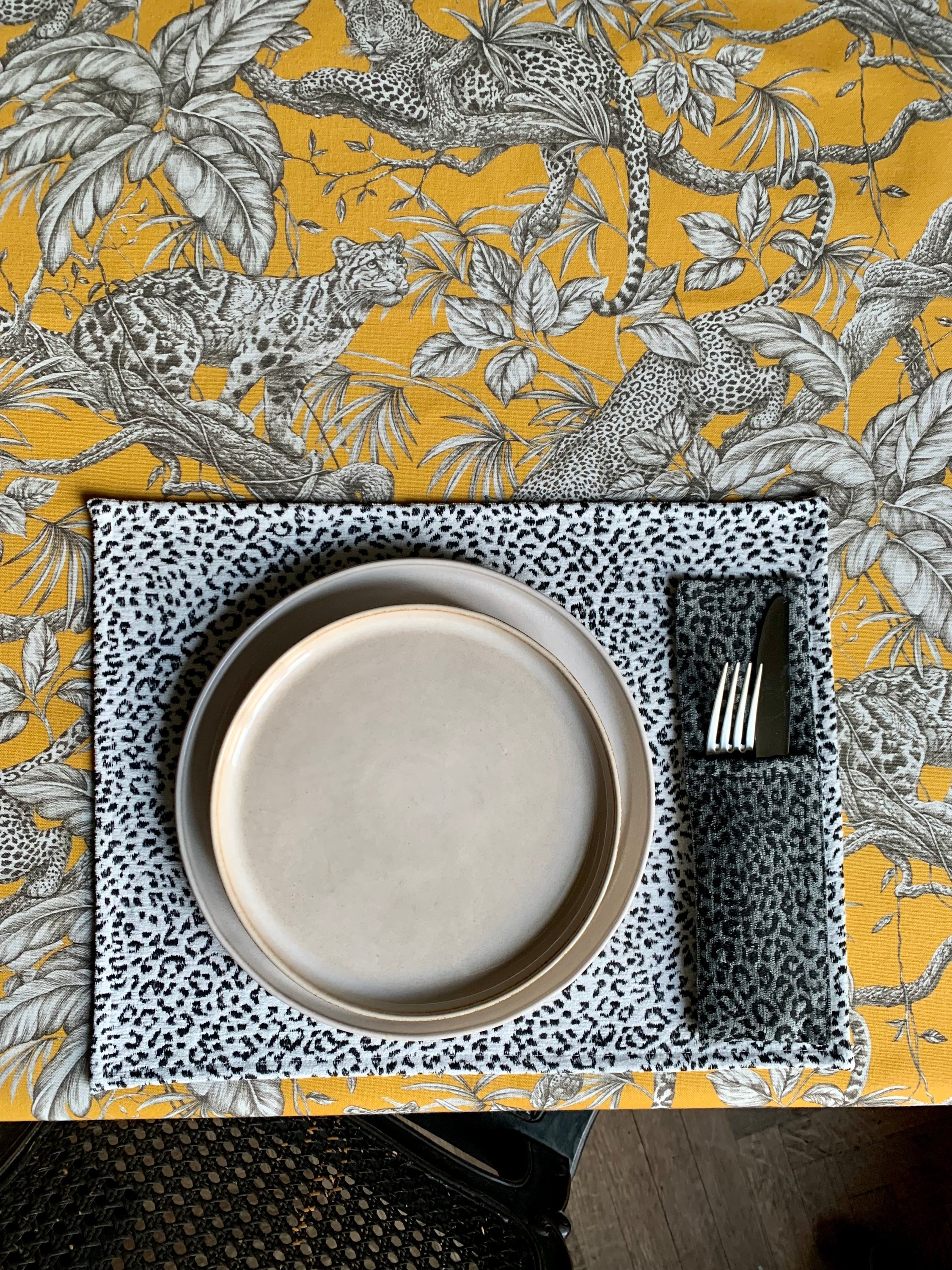 Porte-couverts 7 x 25 cm en jacquard chenille | Jungle