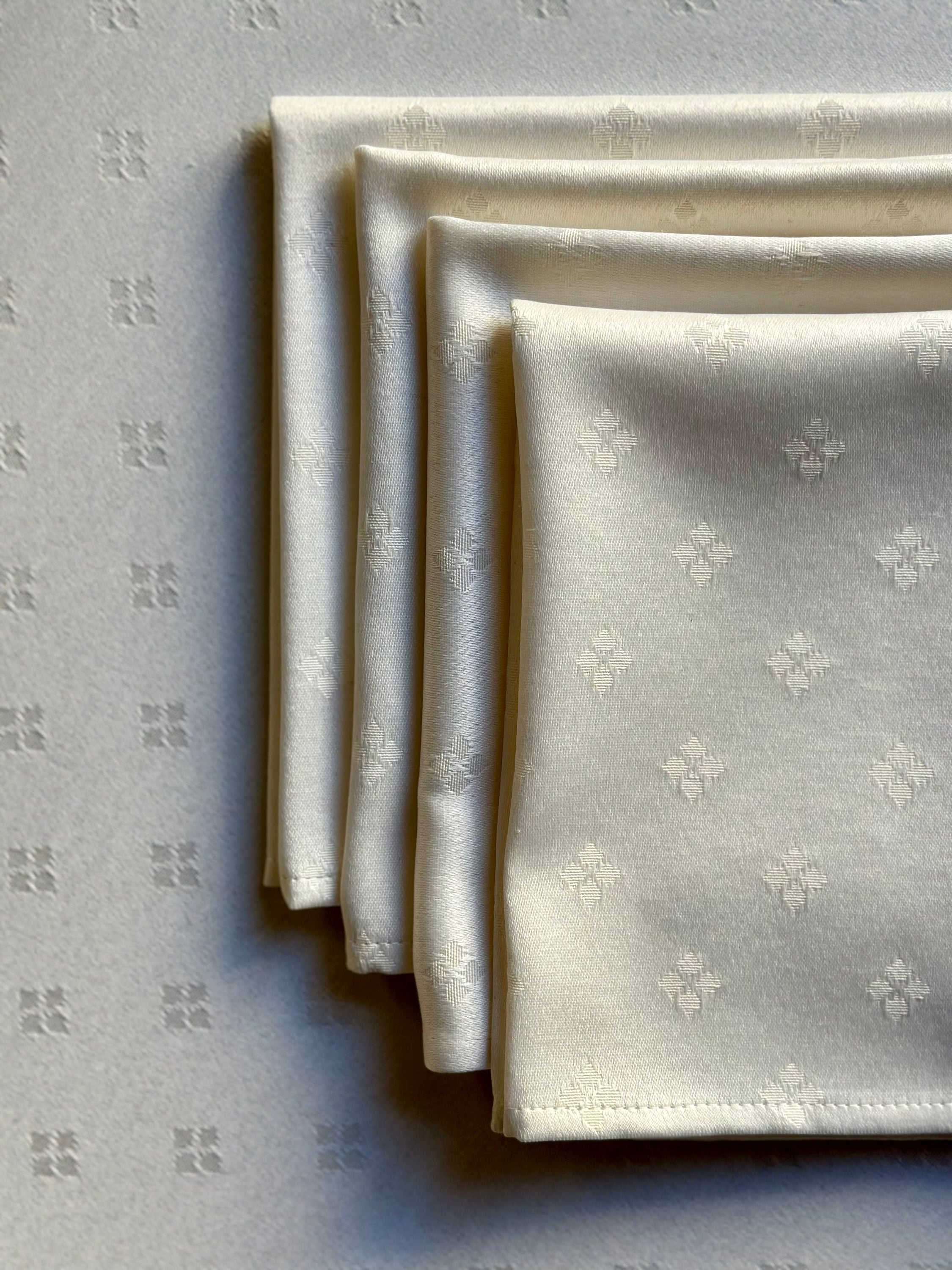 Serviette classique ornée | Dîner classique