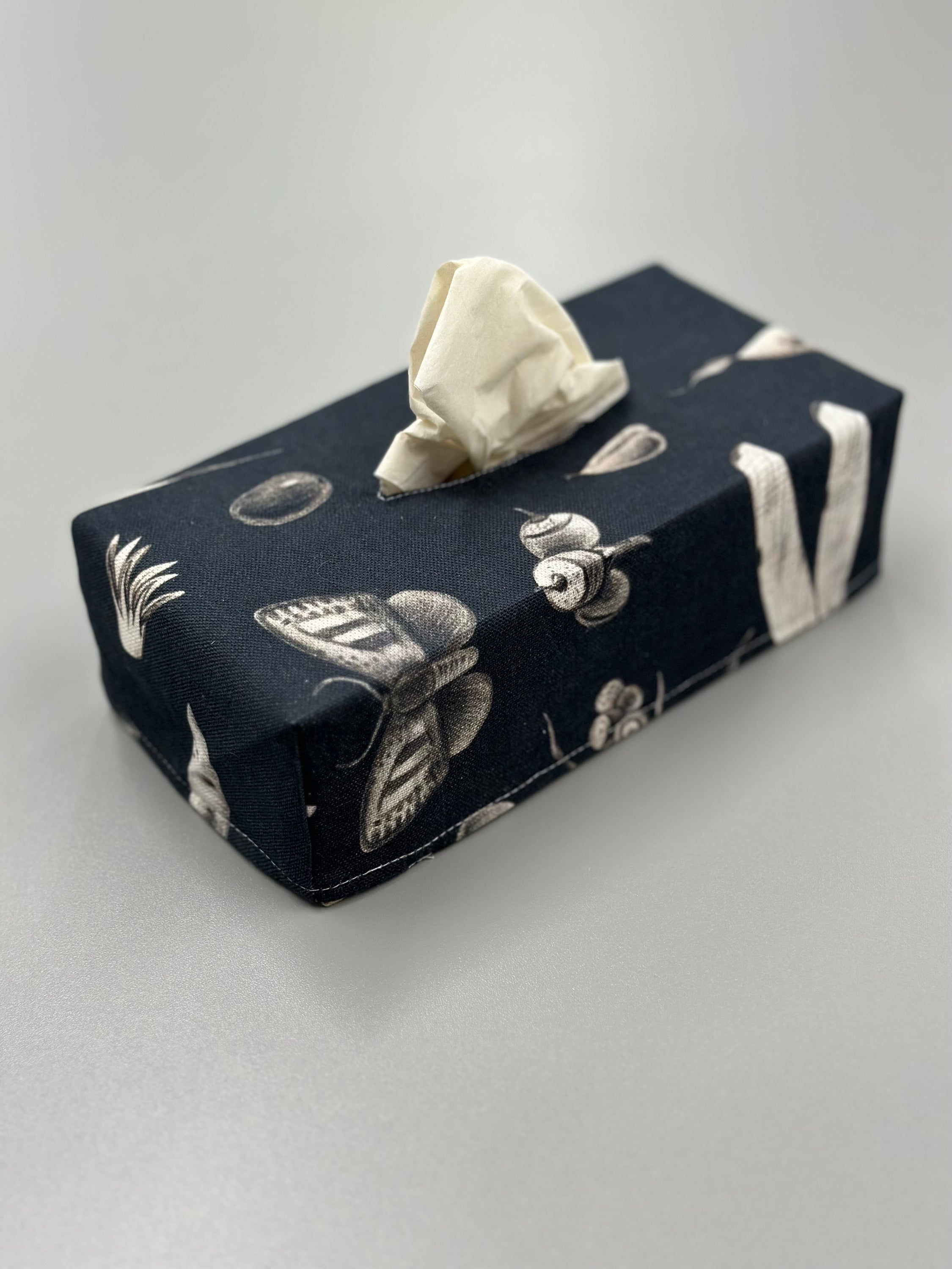 Couvercle de boîte à mouchoirs | Graines Carbone