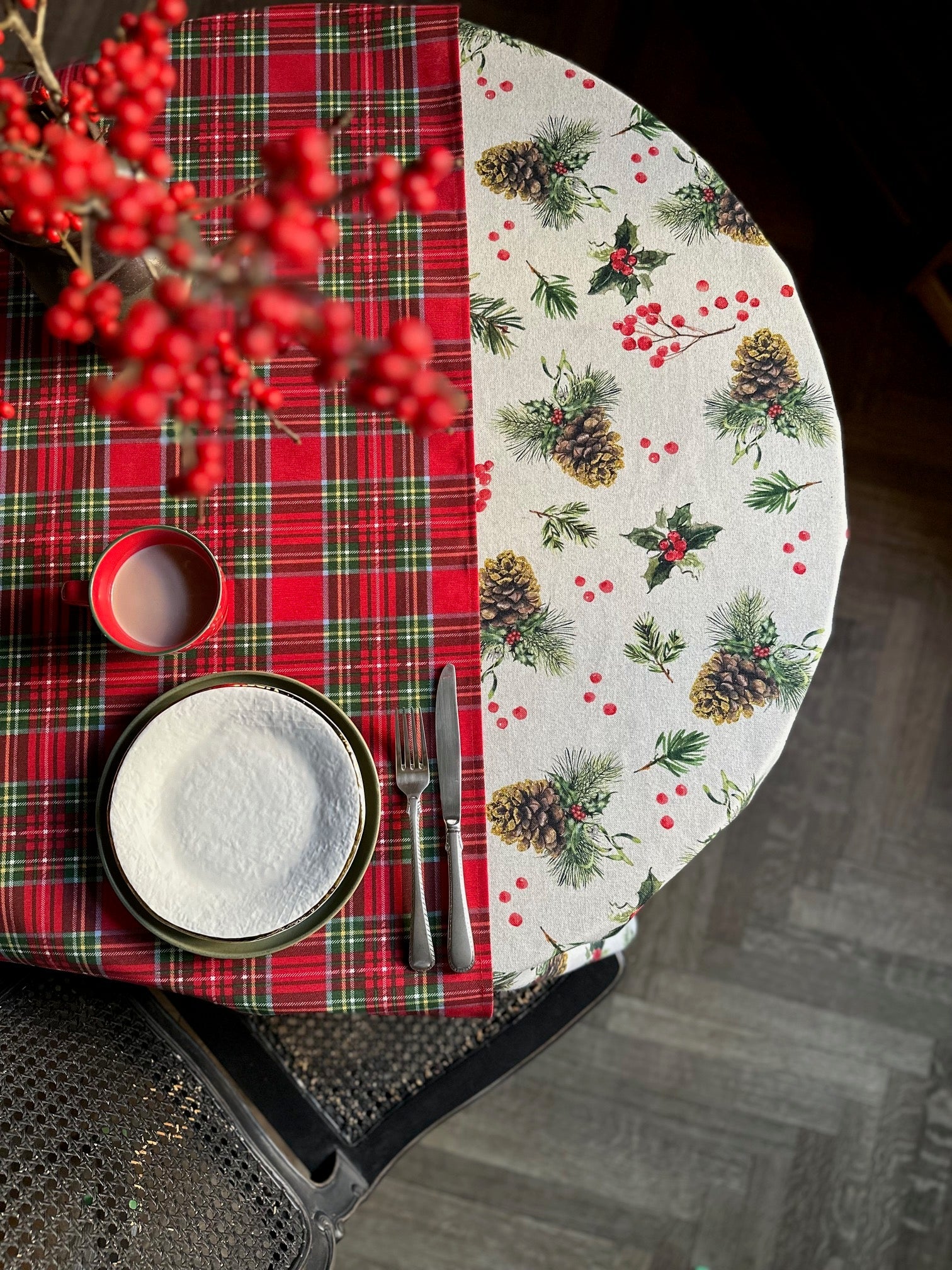 Nappe ronde à motif de Noël lumineux, mélange coton-lin | Dorée