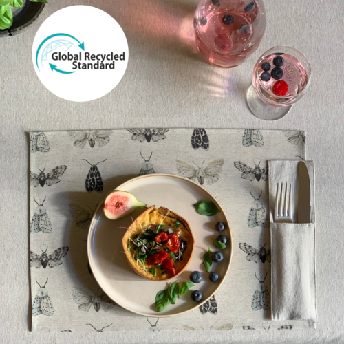 Tissu recyclé imprimé papillons nocturnes | Nord Wings