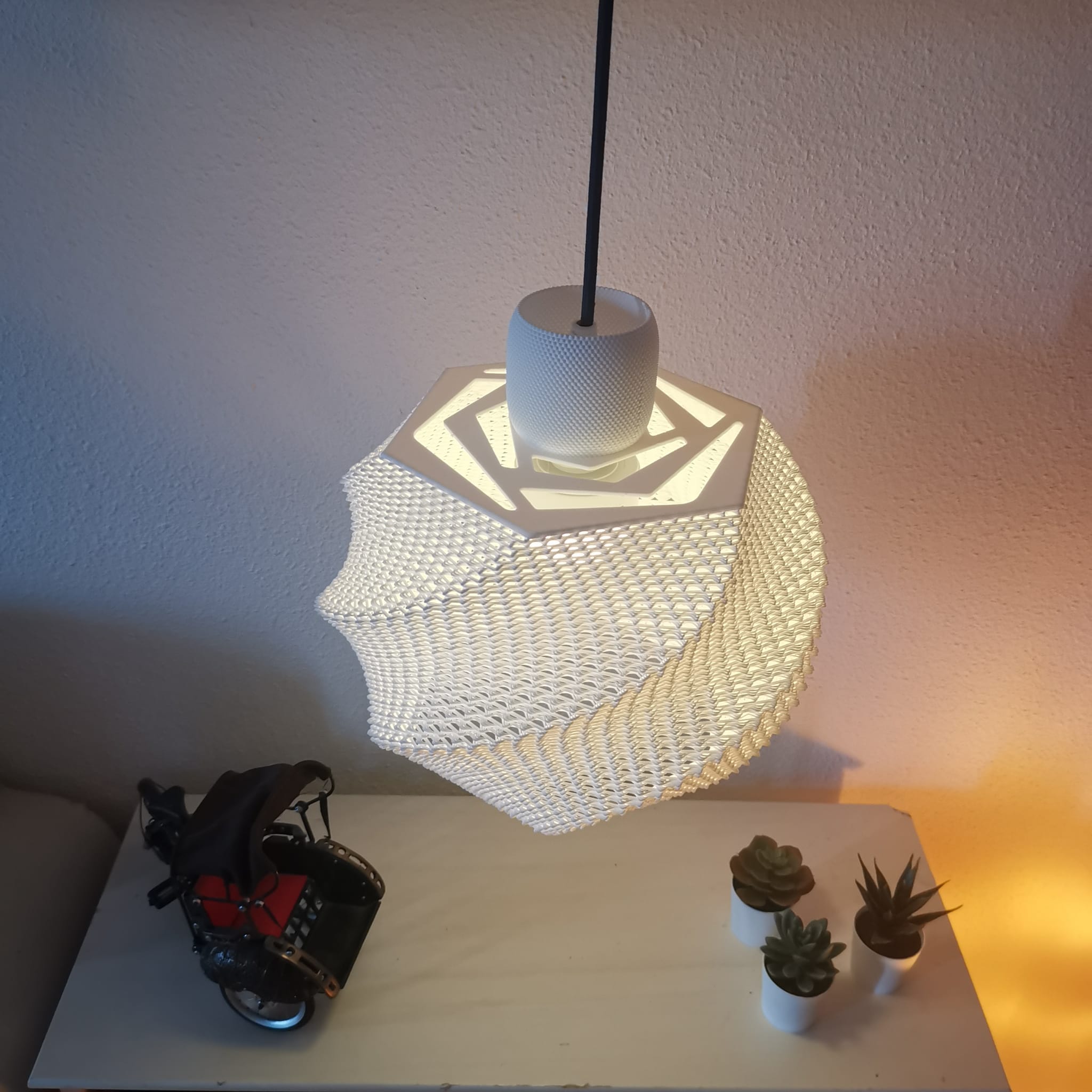 Zenith Glow Pendant Lamp