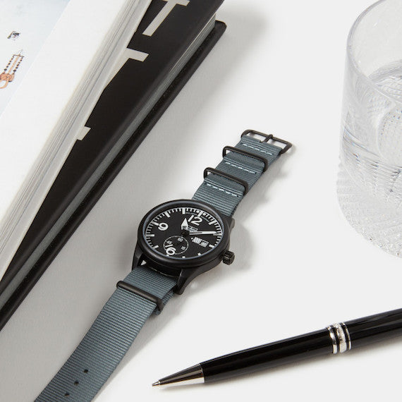 41.0mm tactical quartz watch with nylon 6 strap in grey colour